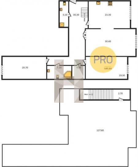Трёхкомнатная квартира 181.4 м²