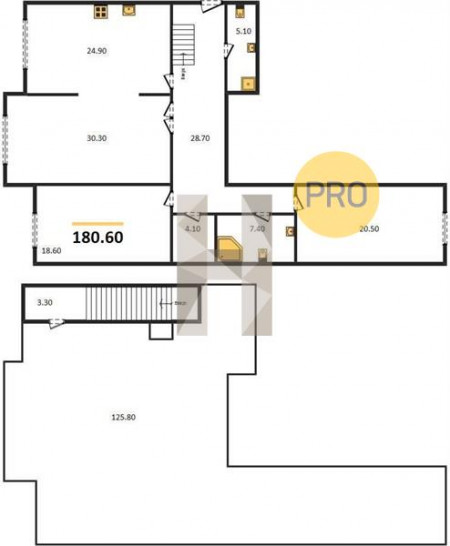 Трёхкомнатная квартира 180.6 м²