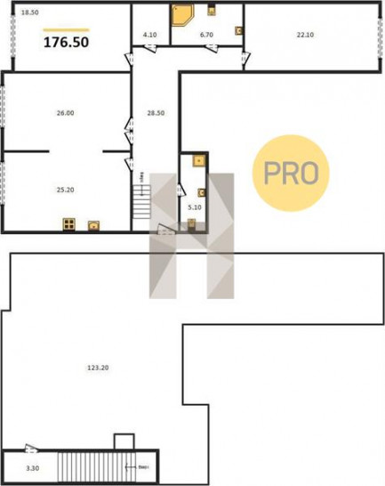 Трёхкомнатная квартира 176.5 м²